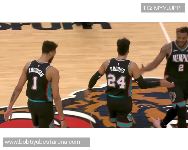 惨败快船后龙狮反思赛季表现第三节如镜子揭示团队差距与不足 惨败快船后龙狮反思赛季表现第三节如镜子揭示团队差距与不足