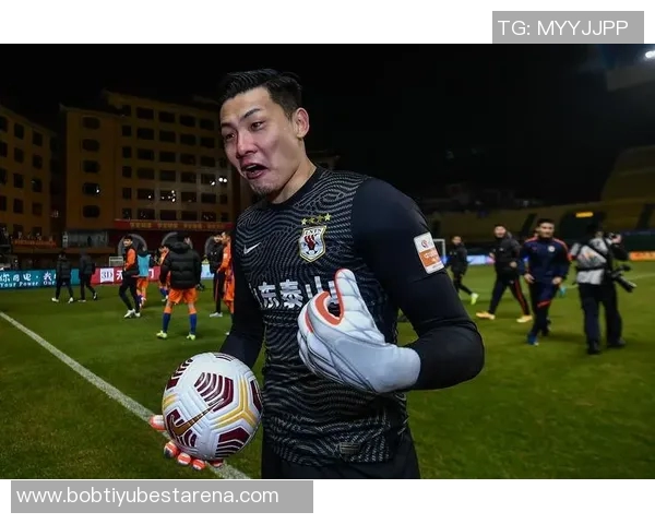 王大雷谈九哥回归后球队精神面貌提升与关键胜利的背后故事 王大雷谈九哥回归后球队精神面貌提升与关键胜利的背后故事