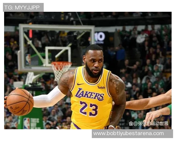 詹姆斯对琼斯泄密比赛信息表示失望原本希望助其进入教练行业 詹姆斯对琼斯泄密比赛信息表示失望原本希望助其进入教练行业